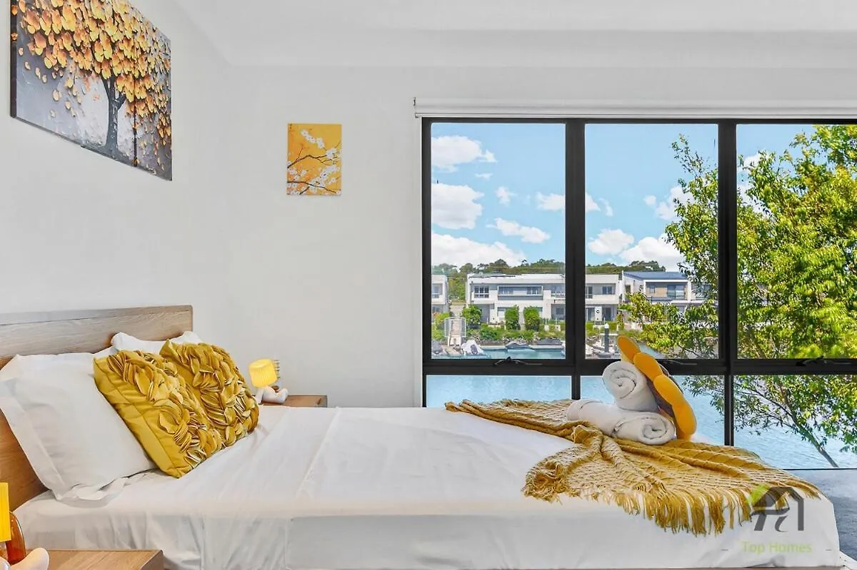 Casa vacanze Romantic Home By The Beach Gold Coast Australia